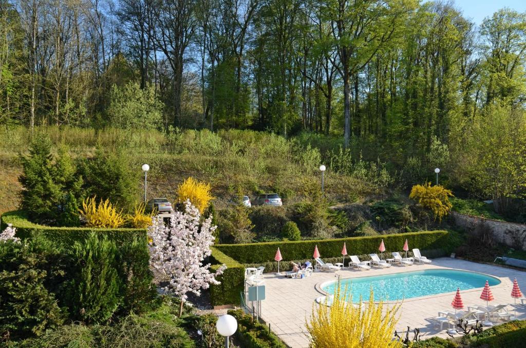Hotel Et Studios D'Orfeuil 波旁莱班 客房 照片