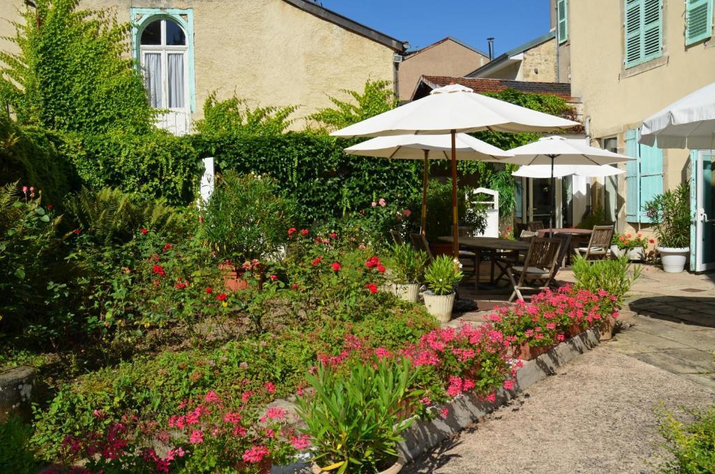 Hotel Et Studios D'Orfeuil 波旁莱班 客房 照片