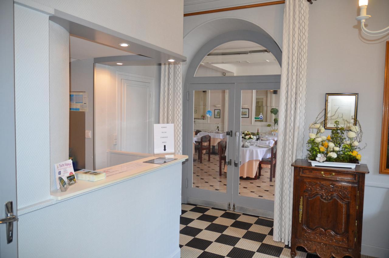 Hotel Et Studios D'Orfeuil 波旁莱班 外观 照片