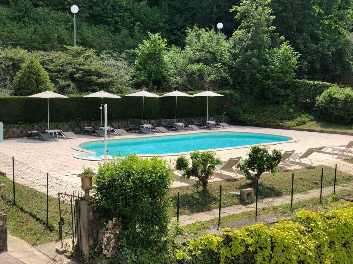 Hotel Et Studios D'Orfeuil 波旁莱班 外观 照片