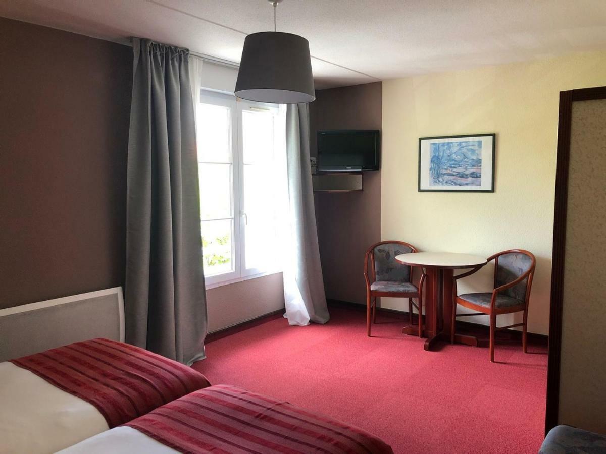 Hotel Et Studios D'Orfeuil 波旁莱班 外观 照片