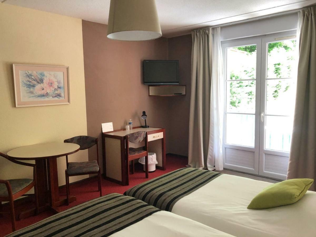 Hotel Et Studios D'Orfeuil 波旁莱班 外观 照片