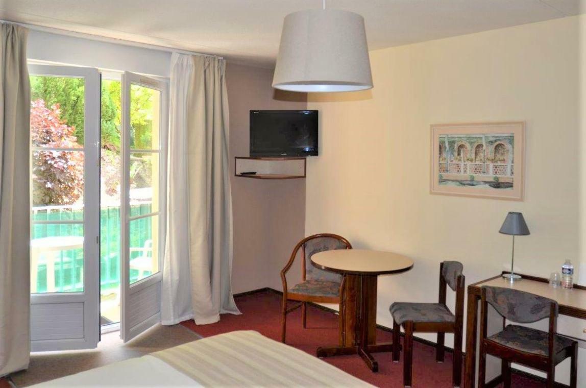 Hotel Et Studios D'Orfeuil 波旁莱班 外观 照片