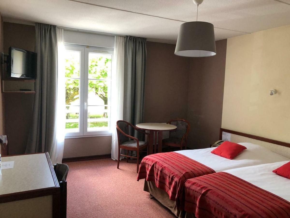 Hotel Et Studios D'Orfeuil 波旁莱班 外观 照片