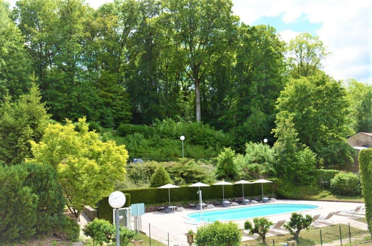 Hotel Et Studios D'Orfeuil 波旁莱班 外观 照片